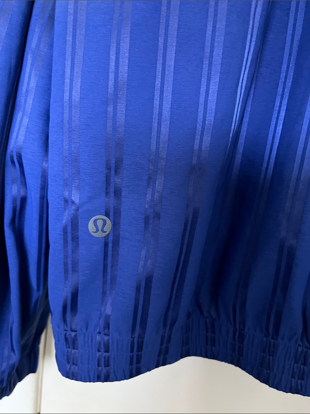 lululemon Satin Stripe Coaches Men’s Jacket Size L - Picture 9 of 10